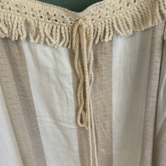 Striped Lightweight Dress - Picture 5 of 8